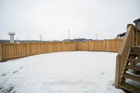 109 Munro Circle Brantford ON N3T 0R4