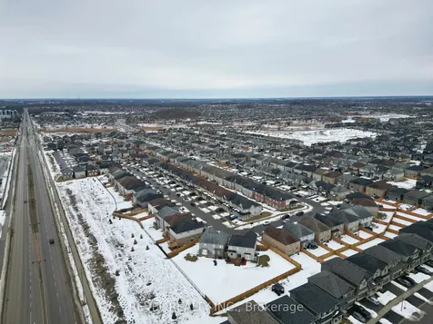 109 Munro Circle Brantford ON N3T 0R4