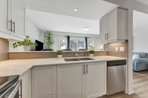 48 Bawcutt Crescent Brant ON N3L 0G6