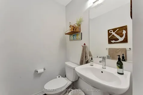 48 Bawcutt Crescent Brant ON N3L 0G6