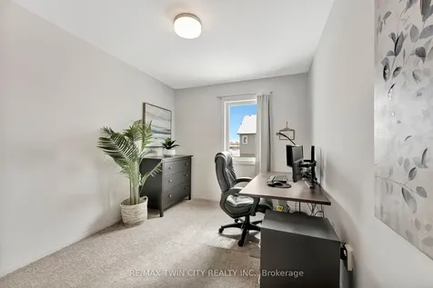 48 Bawcutt Crescent Brant ON N3L 0G6