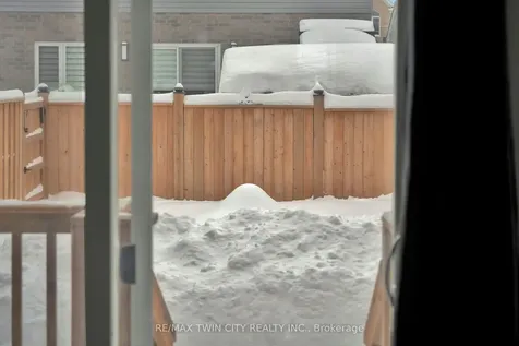 48 Bawcutt Crescent Brant ON N3L 0G6