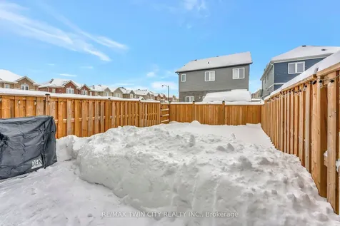 48 Bawcutt Crescent Brant ON N3L 0G6