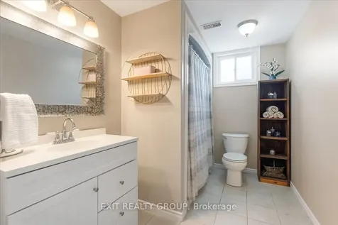 40 Kawartha Court Belleville ON K8N 0C1