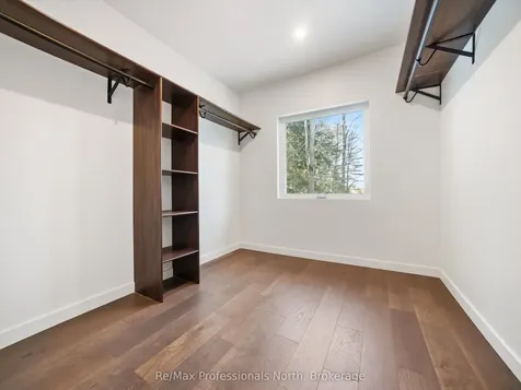 43 Glendale Road Bracebridge ON P1L 1B3
