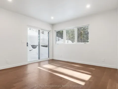 43 Glendale Road Bracebridge ON P1L 1B3