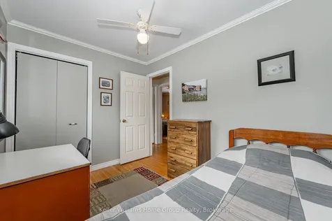 170 Barnett Crescent Centre Wellington ON N1M 3E5