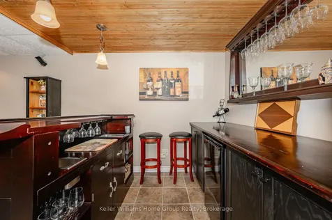 170 Barnett Crescent Centre Wellington ON N1M 3E5