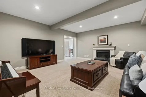 84 Old Ruby Lane Puslinch ON N0B 2J0
