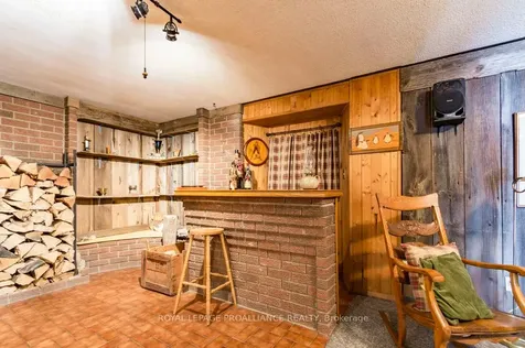 728 Moira Road Centre Hastings ON K0K 3E0