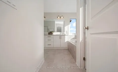 19 Tyler Avenue N Erin ON N0B 1T0