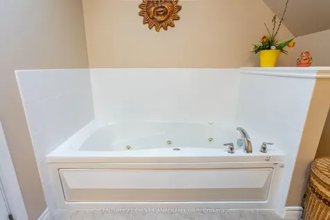 71818 Sunview Avenue Bluewater ON N0M 1N0