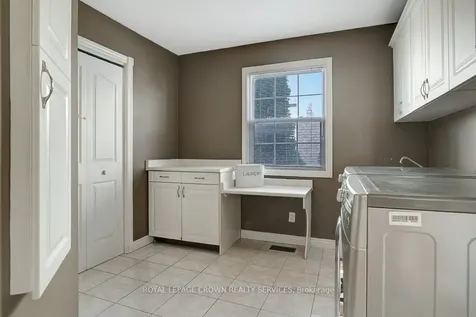 116 Darren Crescent Cambridge ON N3C 3Y9