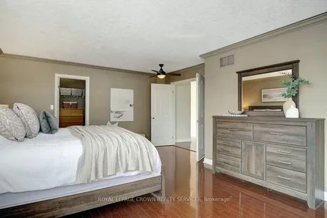 116 Darren Crescent Cambridge ON N3C 3Y9