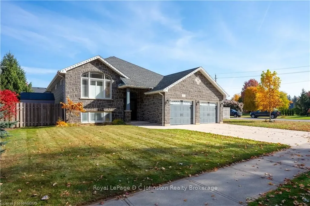 497 Sunset Boulevard Saugeen Shores ON N0H 2C1