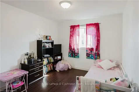 497 Sunset Boulevard Saugeen Shores ON N0H 2C1