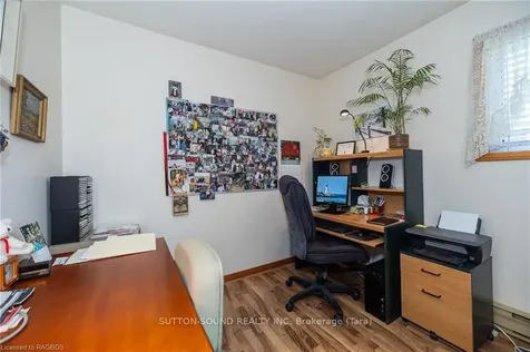 1940 8th Avenue E Owen Sound ON N4K 3C3