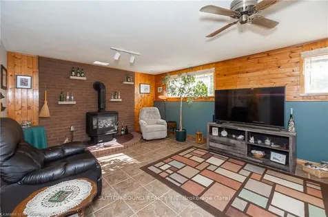 1940 8th Avenue E Owen Sound ON N4K 3C3