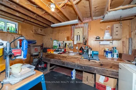 1940 8th Avenue E Owen Sound ON N4K 3C3