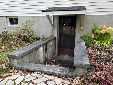 1940 8th Avenue E Owen Sound ON N4K 3C3
