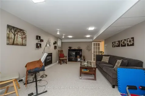 300 1st Street E Owen Sound ON N4K 6G9