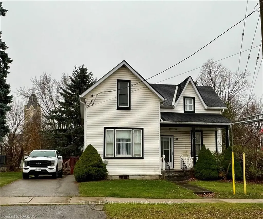 41 Elora Street S N/a South Bruce ON N0G 2K0