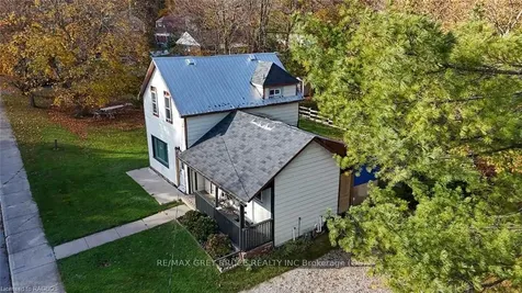 240 2nd Street E Owen Sound ON N4K 2E8