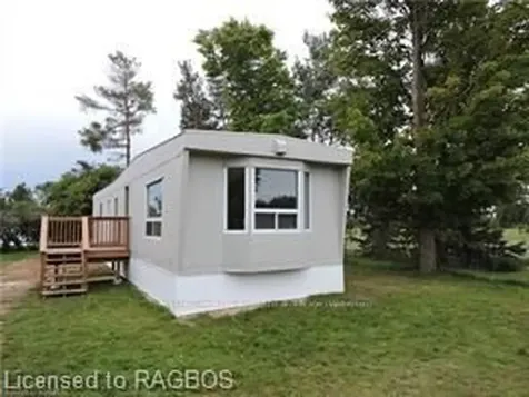 2 Finch Street Brockton ON N0G 2V0