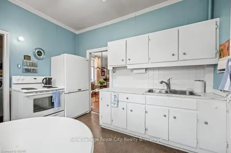 55 Edgehill Drive Guelph ON N1H 5E3