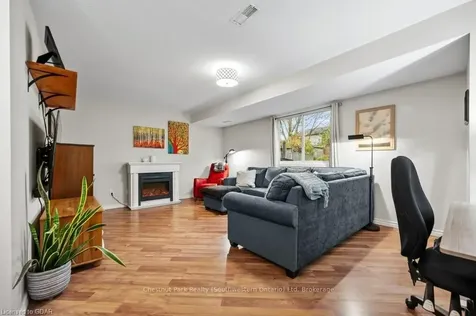 97 Pinnacle Crescent Guelph ON N1K 1P5