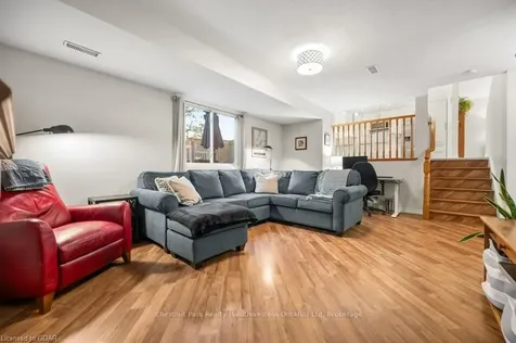 97 Pinnacle Crescent Guelph ON N1K 1P5
