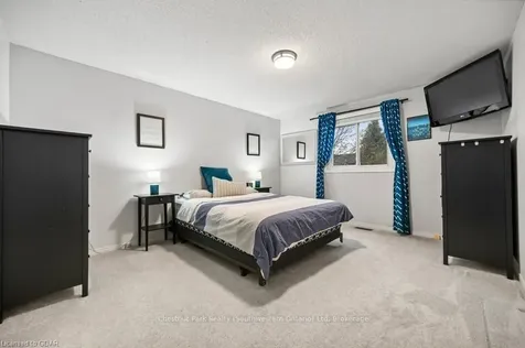 97 Pinnacle Crescent Guelph ON N1K 1P5