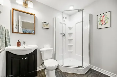 97 Pinnacle Crescent Guelph ON N1K 1P5