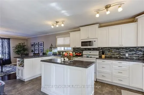 301 Domville Street Wellington North ON N0G 1A0