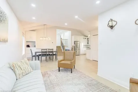 8 Hayward Crescent Guelph ON N1G 5A5