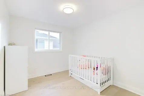8 Hayward Crescent Guelph ON N1G 5A5