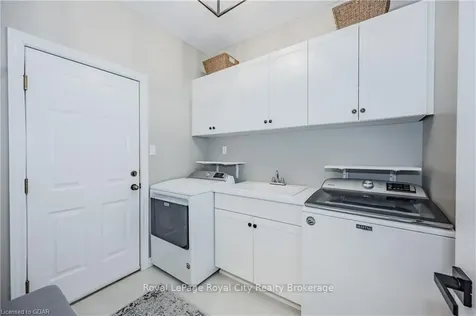254 Summerfield Drive Guelph ON N1L 1R4