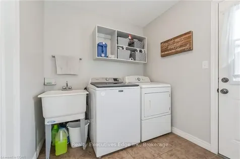 43 Marr Drive Centre Wellington ON N0B 1S0