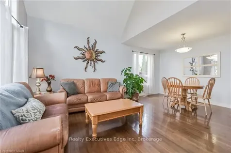 43 Marr Drive Centre Wellington ON N0B 1S0