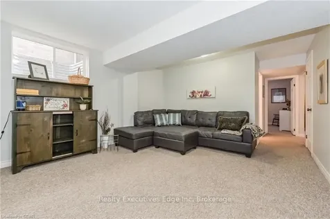 43 Marr Drive Centre Wellington ON N0B 1S0