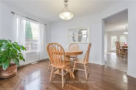 43 Marr Drive Centre Wellington ON N0B 1S0
