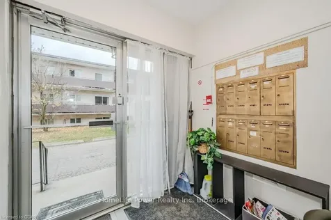 57 Conroy Crescent Guelph ON N1G 2V5