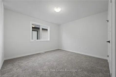 102 Harrison Street Centre Wellington ON N0B 2S0