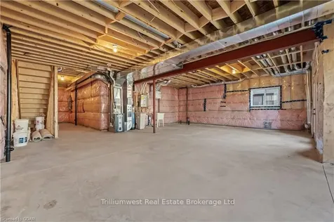 102 Harrison Street Centre Wellington ON N0B 2S0