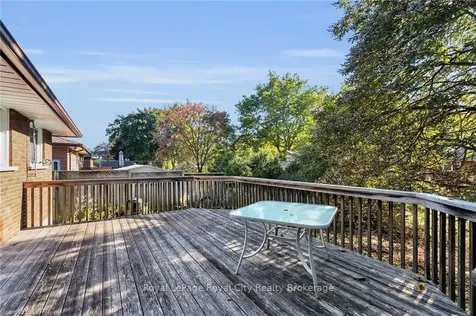 106 Sheridan Street Guelph ON N1E 3T8