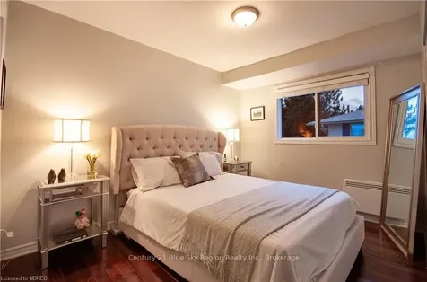 904 Premier Road North Bay ON P1A 2H5