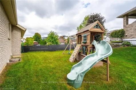 115 Andrews Drive N/a W Mapleton ON N0G 1P0