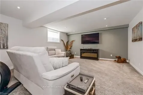 110 Mcgowan Street Centre Wellington ON N0B 1S0