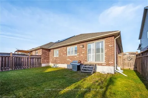 110 Mcgowan Street Centre Wellington ON N0B 1S0