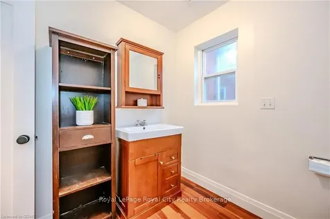 33 Audrey Avenue Guelph ON N1E 5Y1